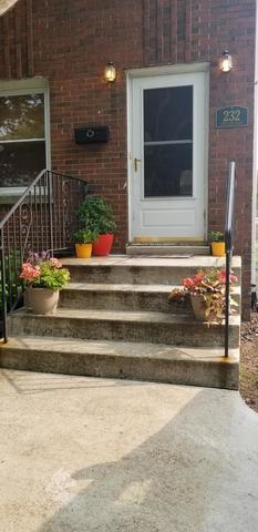 232 Adelaide Pl, Munster, IN 46321 photo 3