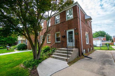232 Adelaide Pl, Munster, IN 46321 photo 4