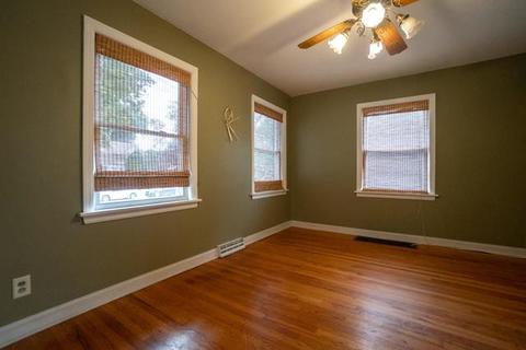 232 Adelaide Pl, Munster, IN 46321 photo 13