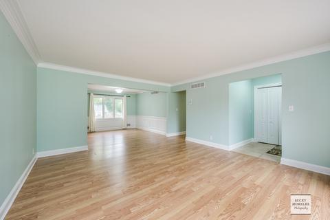 403 E Palladium Dr, Joliet, IL 60435 photo 3