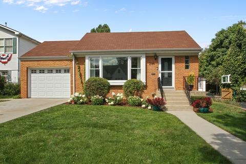 2144 Walnut Ct, Glenview, IL 60025 photo 1