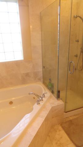471 E Bowen Ave #3, Chicago, IL 60653 photo 14