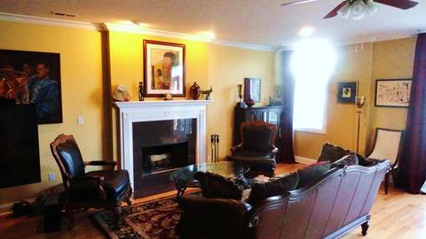 471 E Bowen Ave #3, Chicago, IL 60653 photo 2