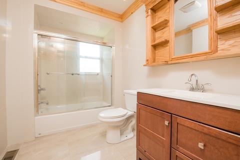 1603 Flower St, Mchenry, IL 60050 photo 10