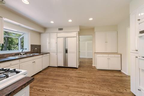 673 Birch Rd, Glencoe, IL 60022 photo 5