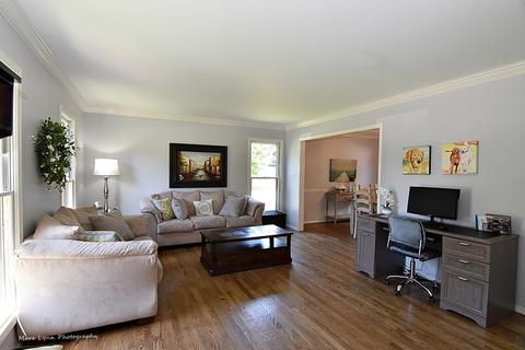 2259 Paddock Ct, Geneva, IL 60134 photo 4