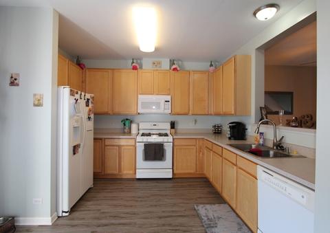1909 Concord Dr, Mchenry, IL 60050 photo 7