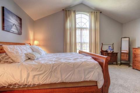 805 E Jackson St, Tolono, IL 61880 photo 15