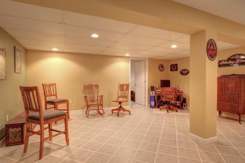 805 E Jackson St, Tolono, IL 61880 photo 24