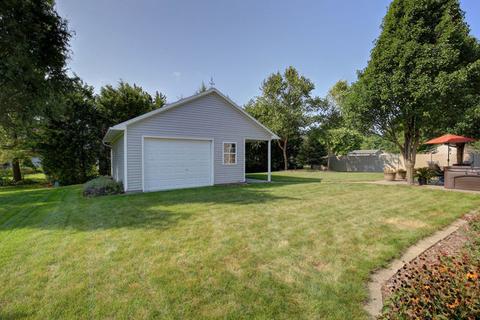 805 E Jackson St, Tolono, IL 61880 photo 34