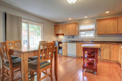 805 E Jackson St, Tolono, IL 61880 photo 3
