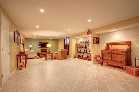 805 E Jackson St, Tolono, IL 61880 photo 26