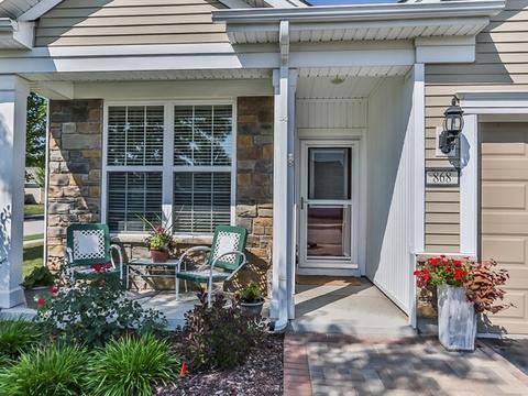 868 Voyage Way, Elgin, IL 60124 photo 2