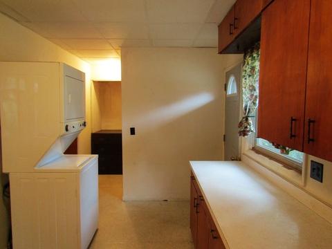 114 N Commerce St, Seneca, IL 61360 photo 3
