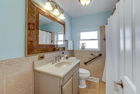 8426 Rutherford Ave, Burbank, IL 60459 photo 20