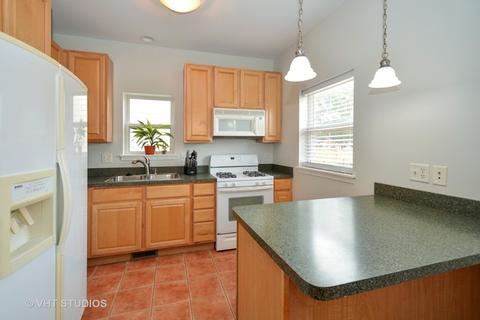 4920 S Champlain Ave, Chicago, IL 60615 photo 5