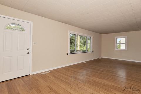 911 W Broadway St, Mchenry, IL 60051 photo 2