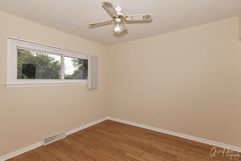 911 W Broadway St, Mchenry, IL 60051 photo 16