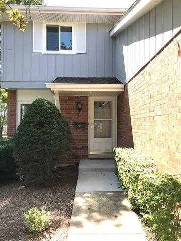 1196 Briarcliffe Blvd, Wheaton, IL 60189 photo 3