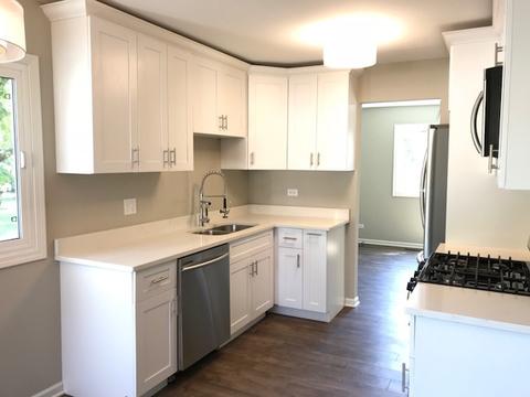 1196 Briarcliffe Blvd, Wheaton, IL 60189 photo 11