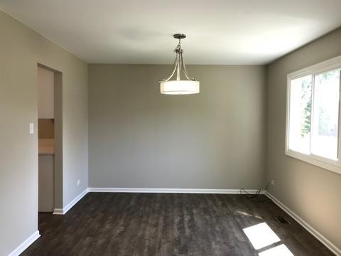 1196 Briarcliffe Blvd, Wheaton, IL 60189 photo 9