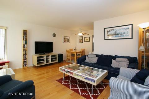 614 E Shabonee Trl, Mount Prospect, IL 60056 photo 3
