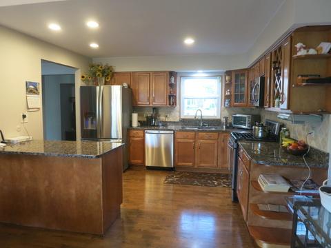 1115 W Compton, Addison, IL 60101 photo 6