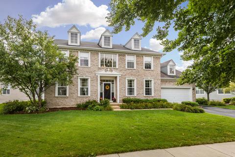 207 Atwell St, Elgin, IL 60124 photo 1