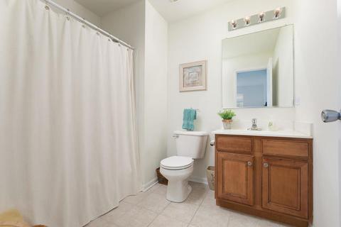 207 Atwell St, Elgin, IL 60124 photo 28