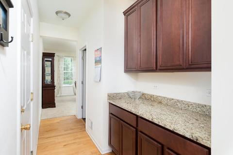 207 Atwell St, Elgin, IL 60124 photo 11