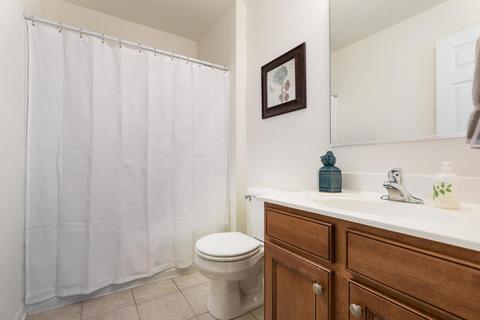 207 Atwell St, Elgin, IL 60124 photo 26