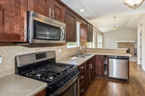 1806 Chapman Dr, Plainfield, IL 60586 photo 4