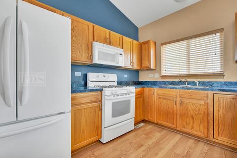 2908 Twin Falls Dr, Plainfield, IL 60586 photo 8