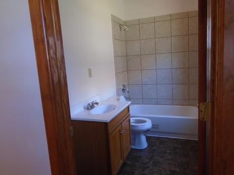 325 Maple St, Oglesby, IL 61348 photo 7