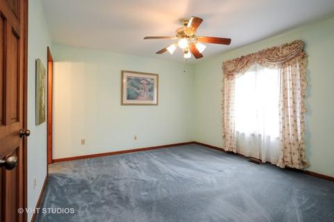206 Katie Ln, Mchenry, IL 60050 photo 6