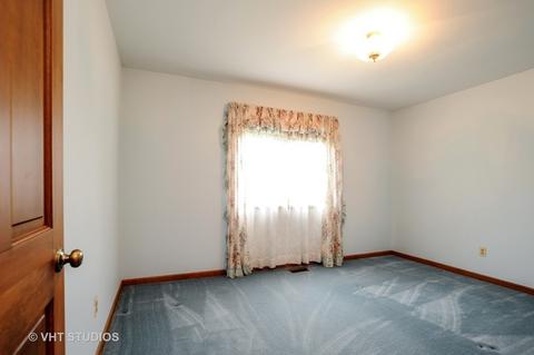 206 Katie Ln, Mchenry, IL 60050 photo 8