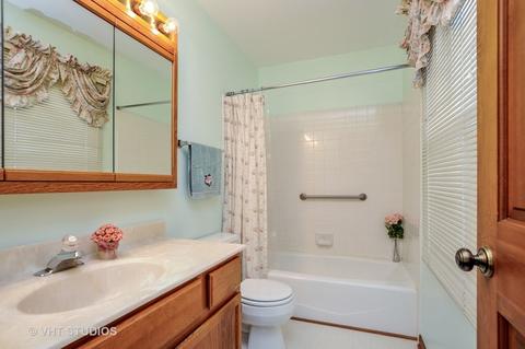 206 Katie Ln, Mchenry, IL 60050 photo 7