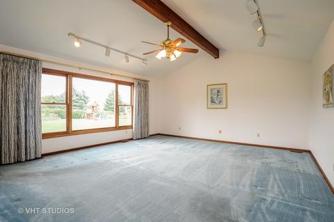 206 Katie Ln, Mchenry, IL 60050 photo 2