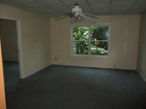 908 Robert St, Aurora, IL 60506 photo 3