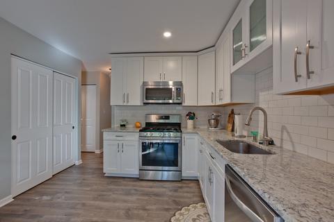 14 Timber Ter, Cary, IL 60013 photo 11