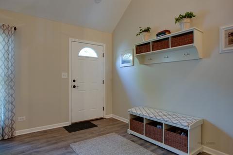 14 Timber Ter, Cary, IL 60013 photo 3