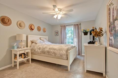 14 Timber Ter, Cary, IL 60013 photo 16