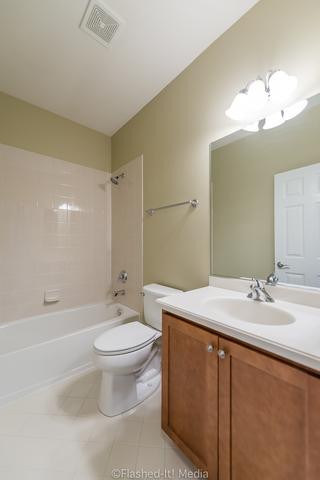 3883 Kingsmill Dr, Elgin, IL 60124 photo 29
