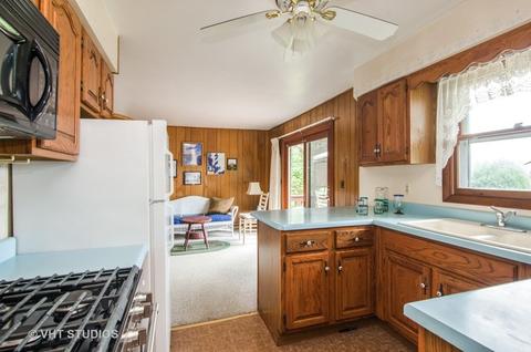 40 Lloyd St, Cary, IL 60013 photo 4