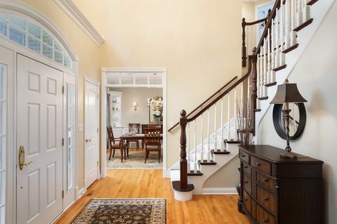 26 W043 Embden Ln, Wheaton, IL 60189 photo 5