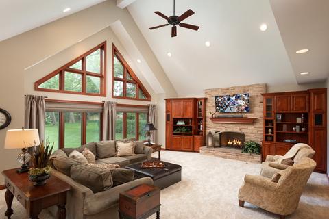 26 W043 Embden Ln, Wheaton, IL 60189 photo 15