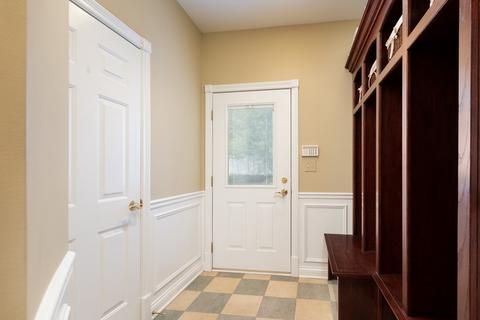 26 W043 Embden Ln, Wheaton, IL 60189 photo 11