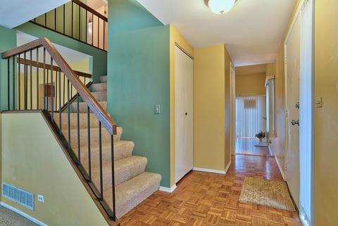 2627 Jasmine Ln, Rolling Meadows, IL 60008 photo 2
