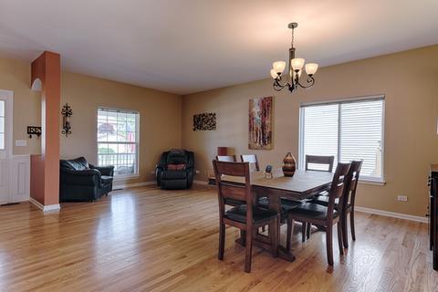 6218 Brunswick Dr, Plainfield, IL 60586 photo 4