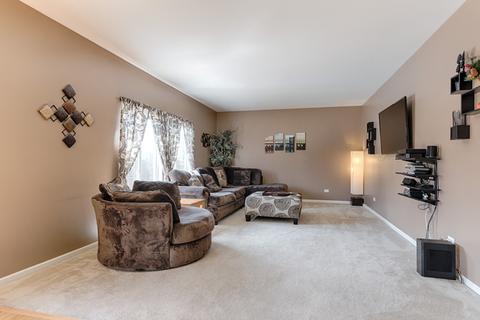 6218 Brunswick Dr, Plainfield, IL 60586 photo 9